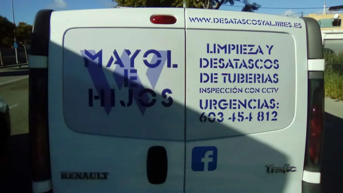 Furgoneta de Mayol e Hijos, lista para acudir a cualquier punto de Mallorca